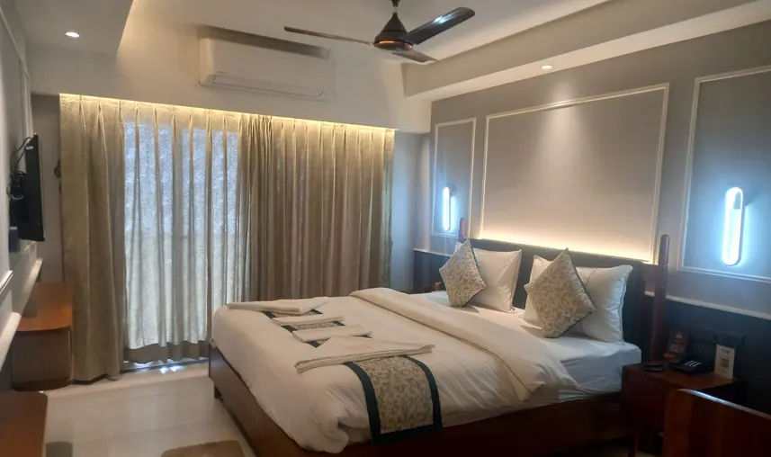AC Dlx Ground Floor